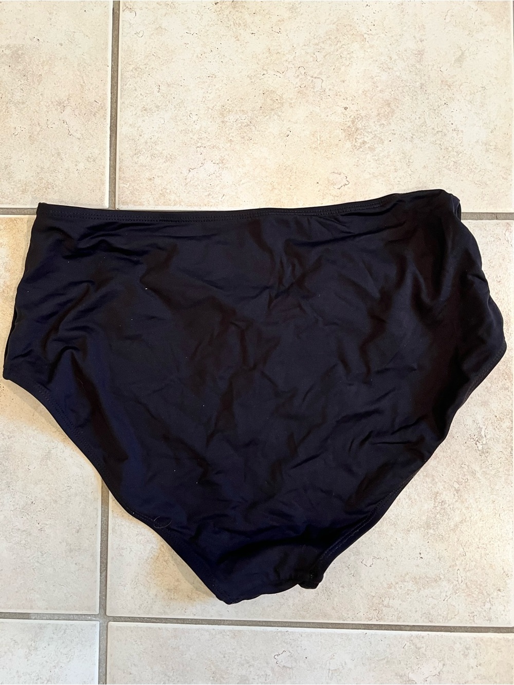 Andie High-Waist Bikini Bottoms in Black - Picture 7 of 7